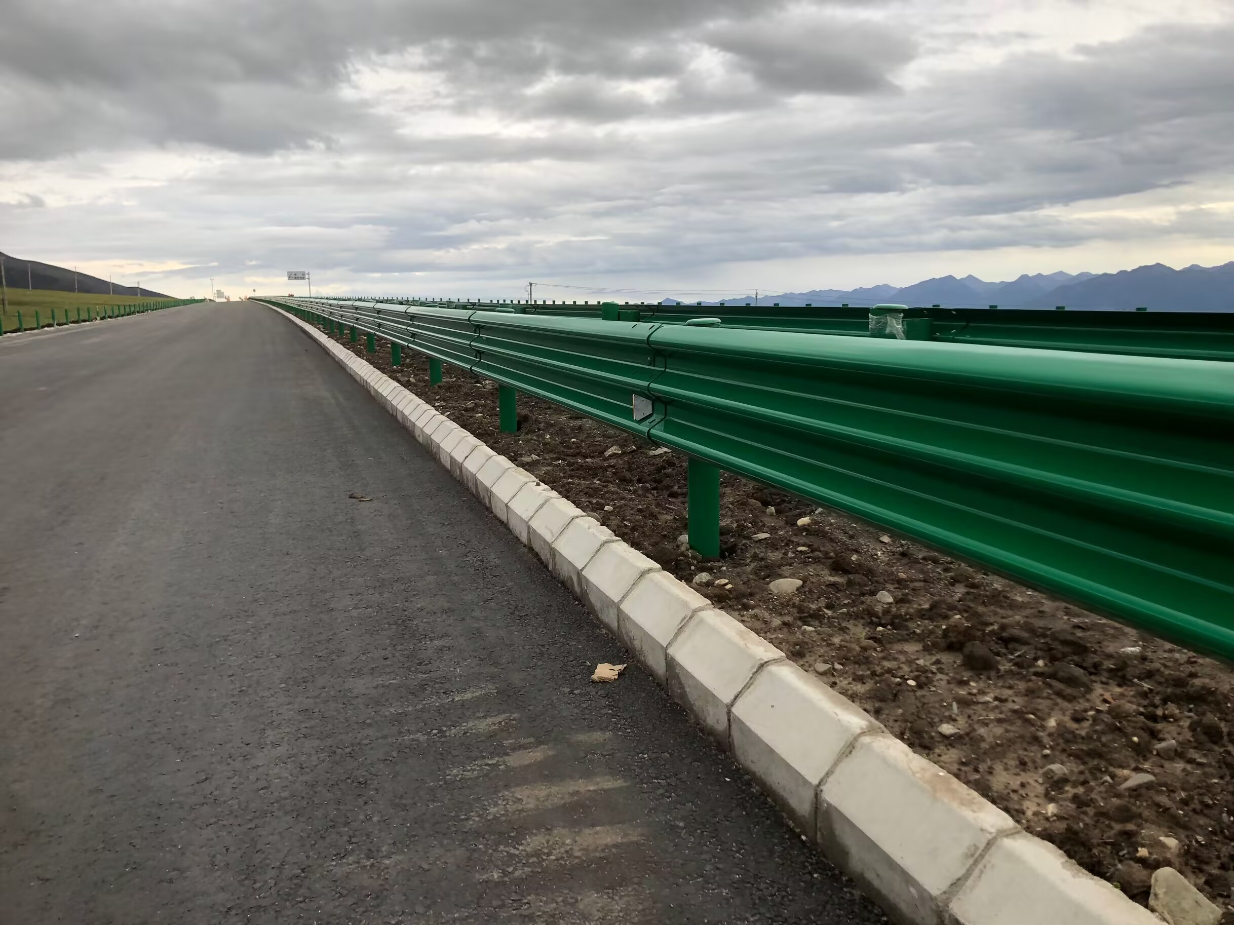 锦江区乡村公路波形护栏高速公路波形护栏 - 推荐
